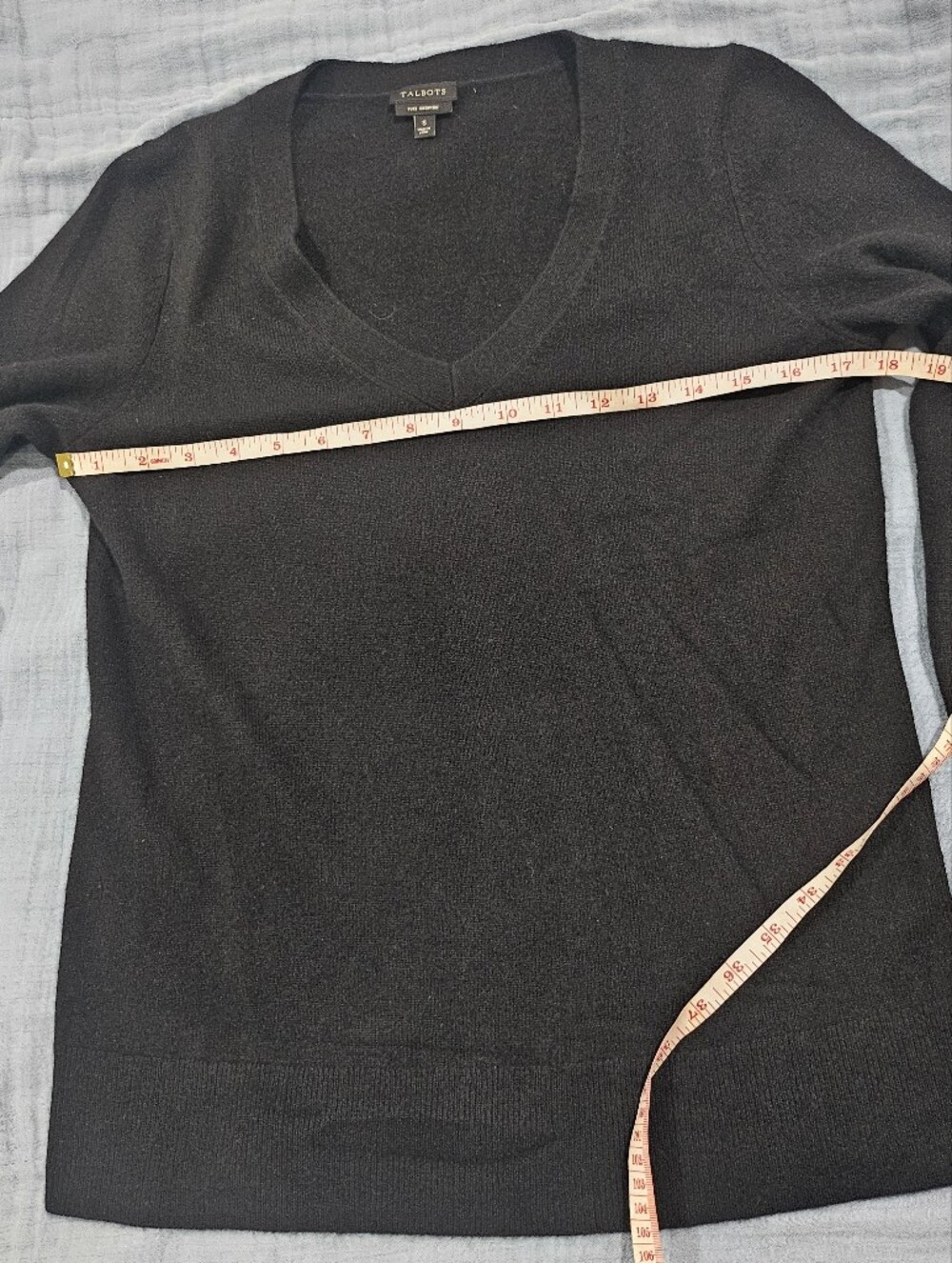 100% Cashmere Black V Neck Sweater Size Small Talbots
